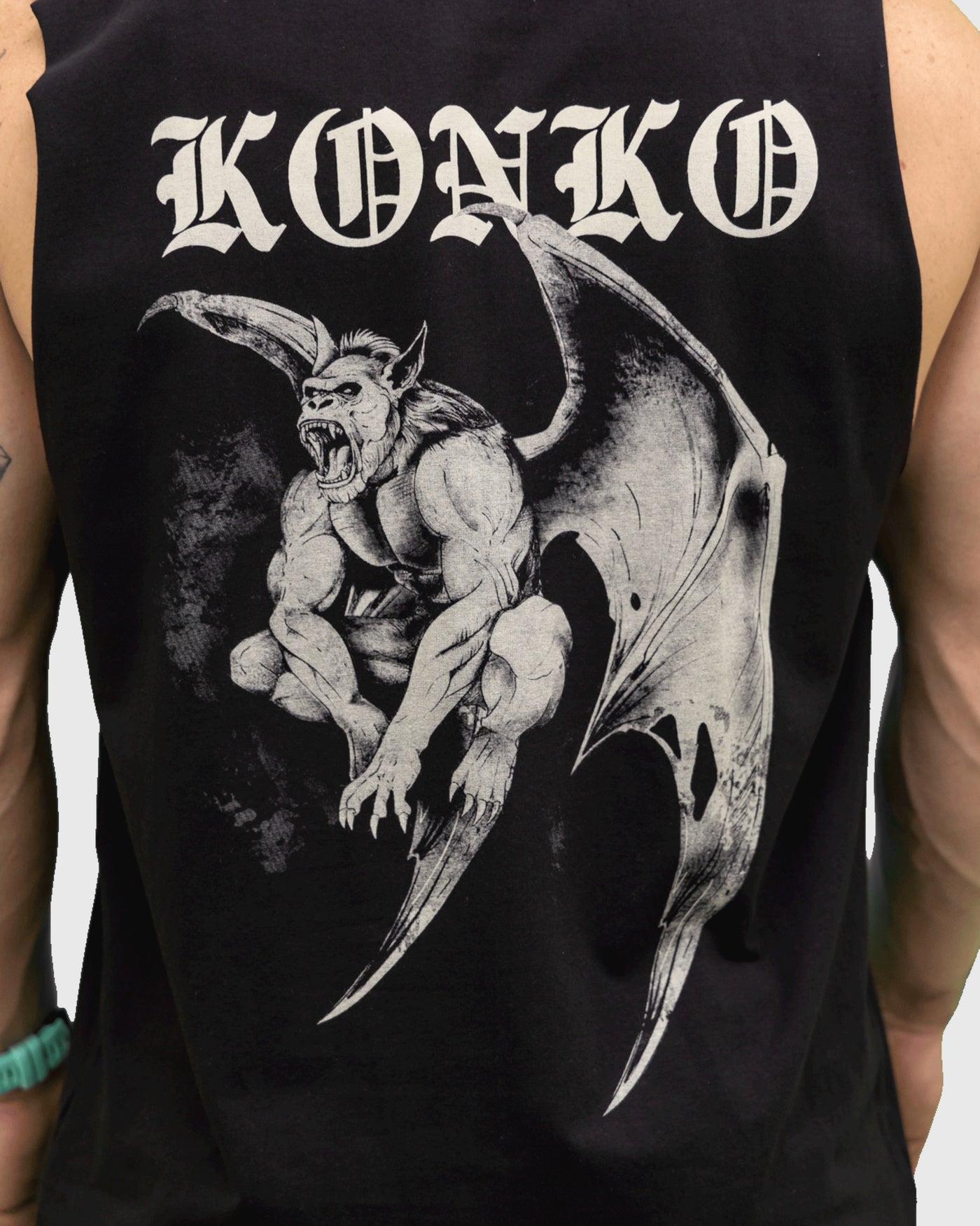 Sudadera Tank Gargola Negra konko