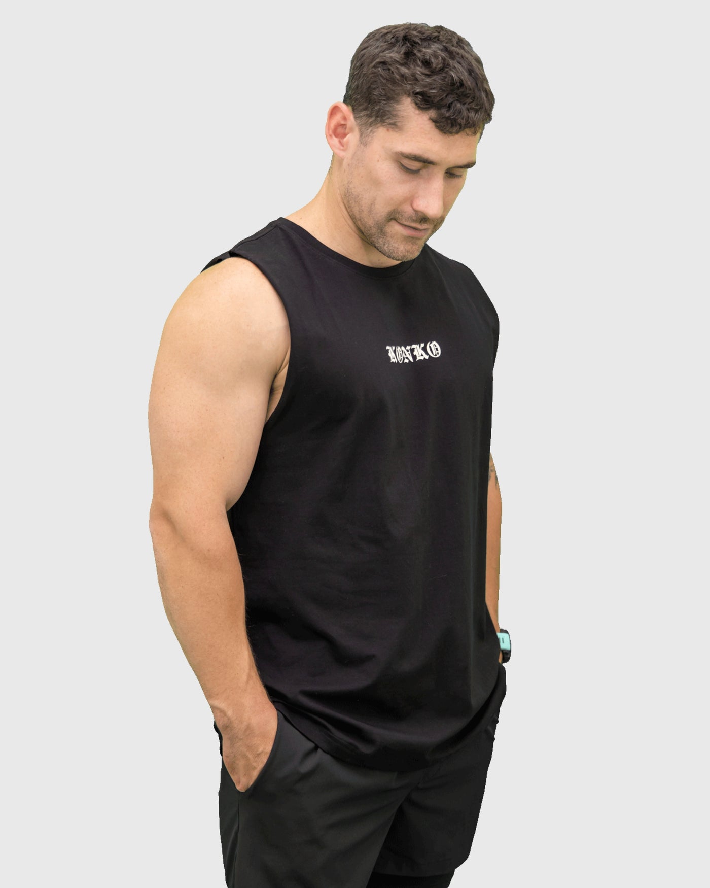 Sudadera Tank Gargola Negra konko