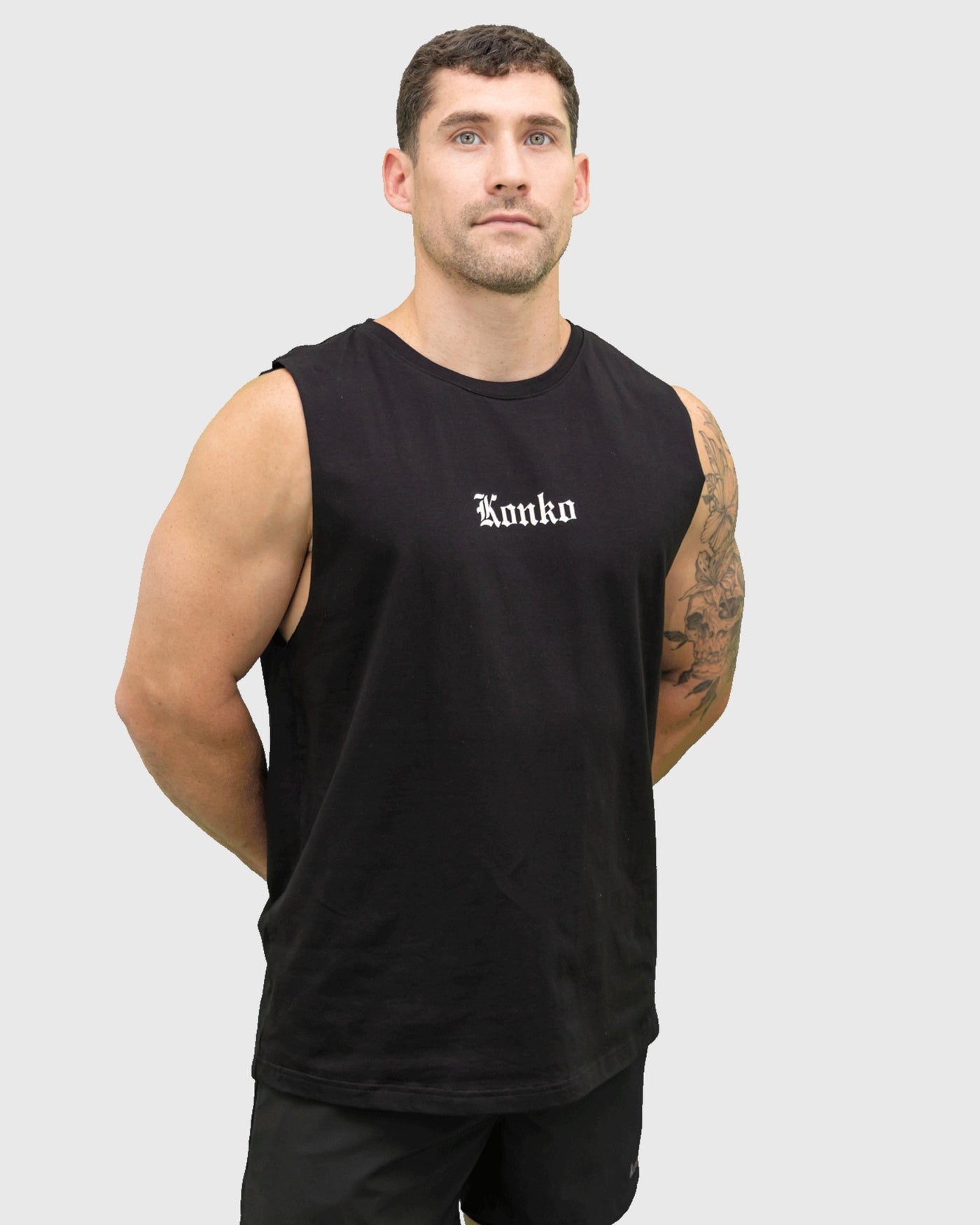 Sudadera Tank Hard Negra konko