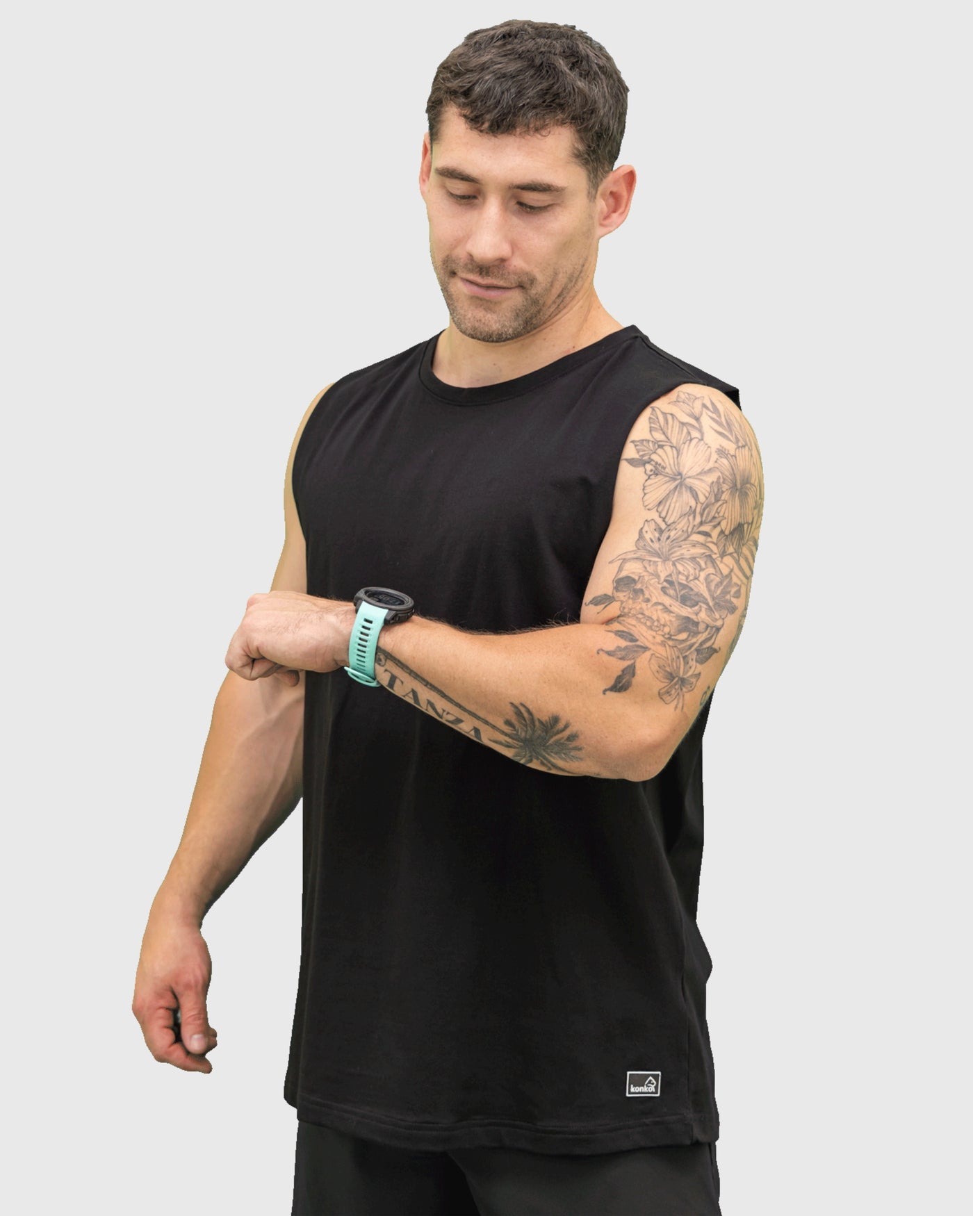 Sudadera Tank Wild Ultra Negra konko