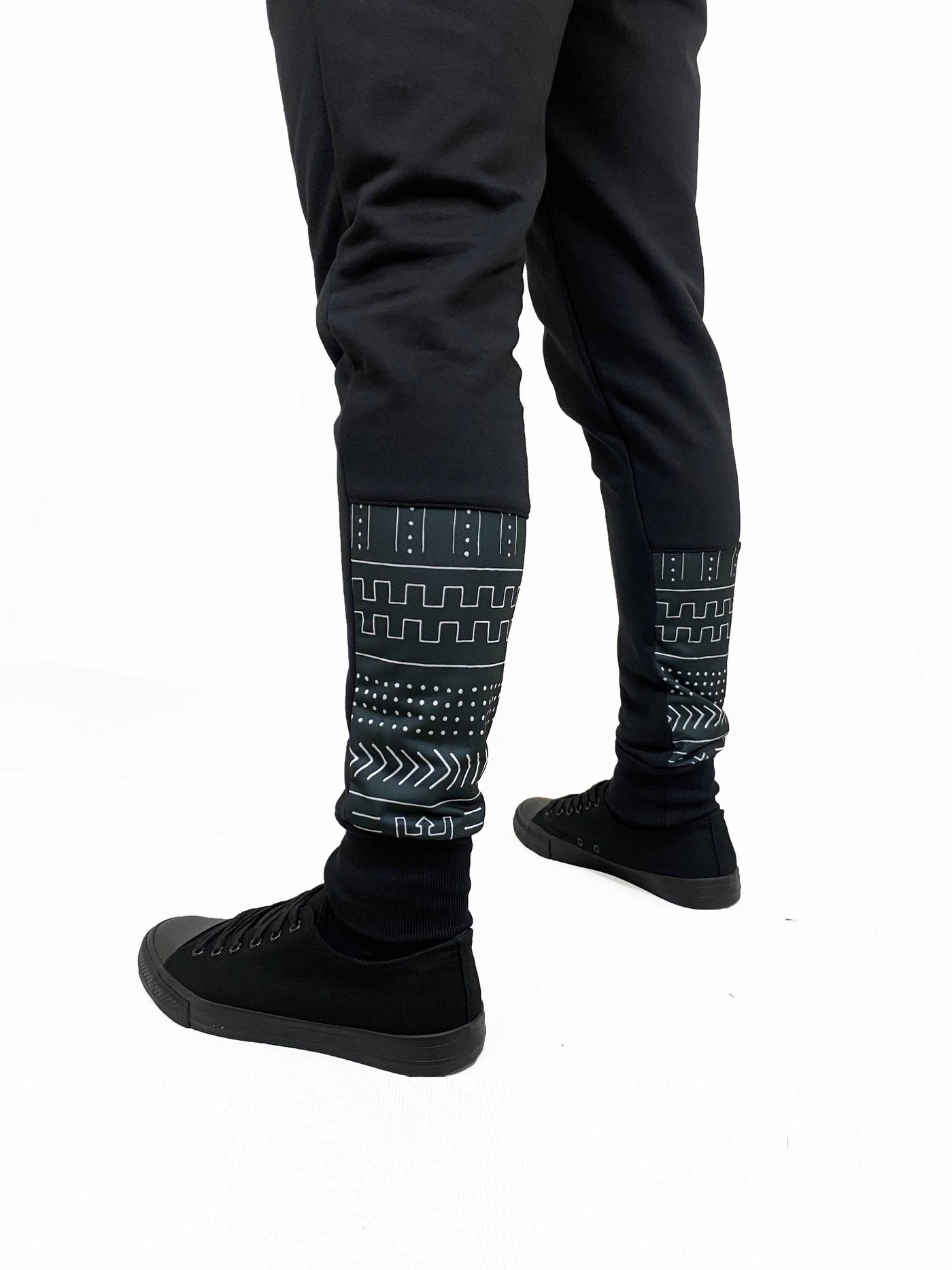 buzo-jogger-clasico-africa-negro